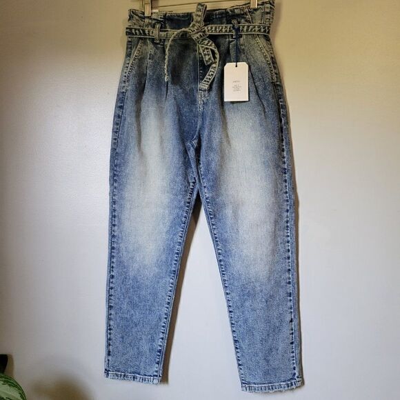 NEW WITH TAGS EUNINA TOBI SUPER HI RISE MOM JEANS CROP PAPERBAG SIZE 9 / 29 - Picture 1 of 16
